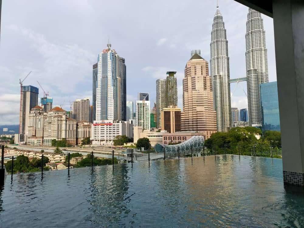 Klcc Legasi Direct View With A Superking Bed At A 3-Bedroom Premium Unit Kuala Lumpur Exterior foto