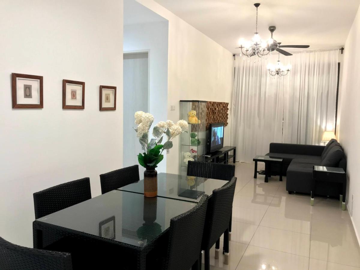 Klcc Legasi Direct View With A Superking Bed At A 3-Bedroom Premium Unit Kuala Lumpur Exterior foto